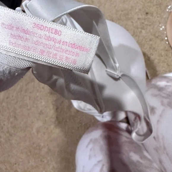 New/Used 11 Bra Bundle only $25 - Mostly DD/E/F Cups (Sizes 34-38) intimates - Picture 10 of 12